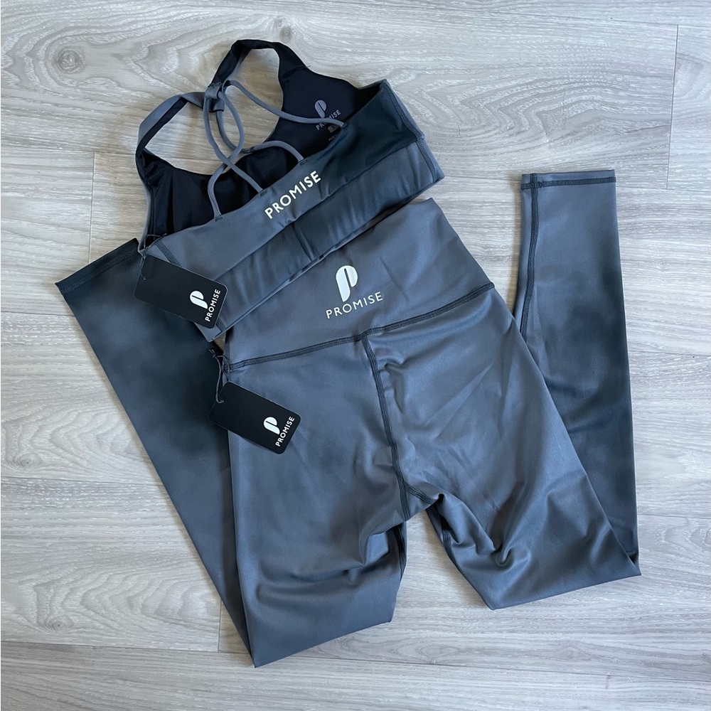 Women’s athletic set - Picture 7 of 7